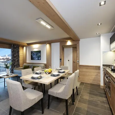 Mgm & Residences - Manaka Appart hôtel