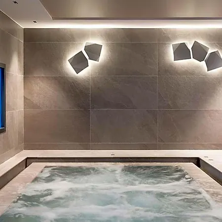 Aparthotel Mgm & Residences - Manaka 5*